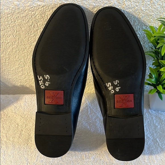 Elegant Black Leather Slip-On Loafers - Picture 6 of 11
